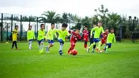 津门虎风头劲！水滴之战20分钟狂扫售罄，球迷热议：虎将成熟，情绪联赛是否已过时？